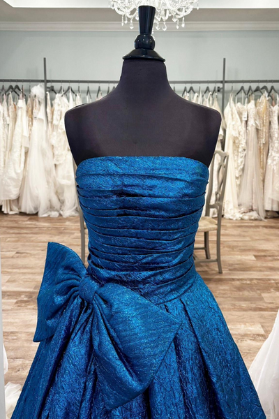 Strapless A-Line Pleated Scoop Sleeveless Long Dress with Bow