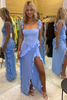 Blaues langes ärmelloses Chiffon-Abschlussballkleid mit doppelten Trägern und Rüschen, mit Schlitz