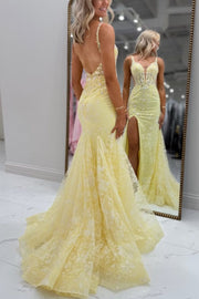 Deep V-Neck Lace Appliques High Slit Prom Dress with Train