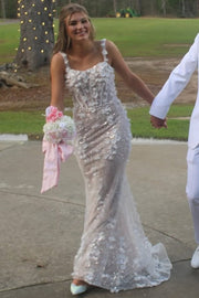 Stunning Straps Lace Appliques Sleeveless Mermaid Long Prom Dress