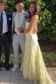 Yellow Spaghetti Straps Lace Appliques V-Neck Prom Dress with Train