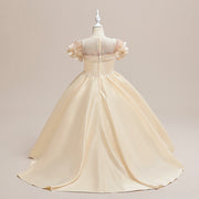 Атласное свадебное платье цвета шампанского с короткими рукавами и прозрачным вырезом, кружево