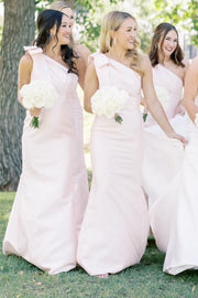 Mermaid Black Satin One-Shoulder Bow Strap Floor Length Bridesmaid Dress
