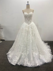 Lace Ball Gown Wedding Dress Strapless Sweetheart Corset Back Pleated