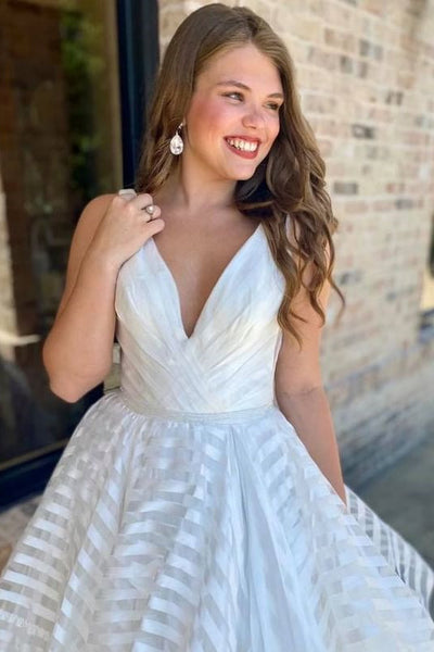 White V-Neck Backless A-Line Striped Wedding Dress