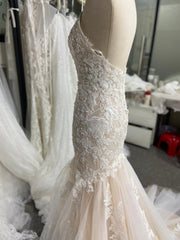 Floral Lace Wedding Dress Halter Sleeveless Mermaid Backless Court