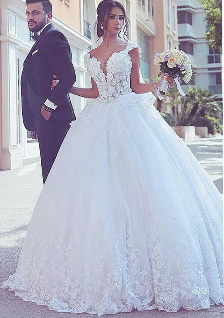 Ball Gown V Neck Chapel Train Lace Tulle Wedding Dress 