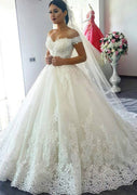 Бальное платье с открытыми плечами и часовней со шлейфом, кружевное свадебное платье из тюля