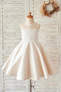 Vestido de niña de flores de boda con espalda transparente de encaje marfil satinado champán