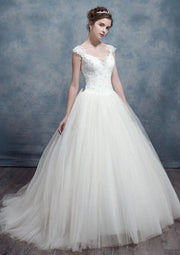 Ivory Lace Tulle Ball Gown Floor Length Wedding Dress 