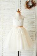 Vestido de niña de las flores para fiesta de boda con espalda en V de tul rosa/champán de encaje marfil
