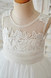 Ivory Lace Tulle Keyhole Back Wedding Flower Girl Dress