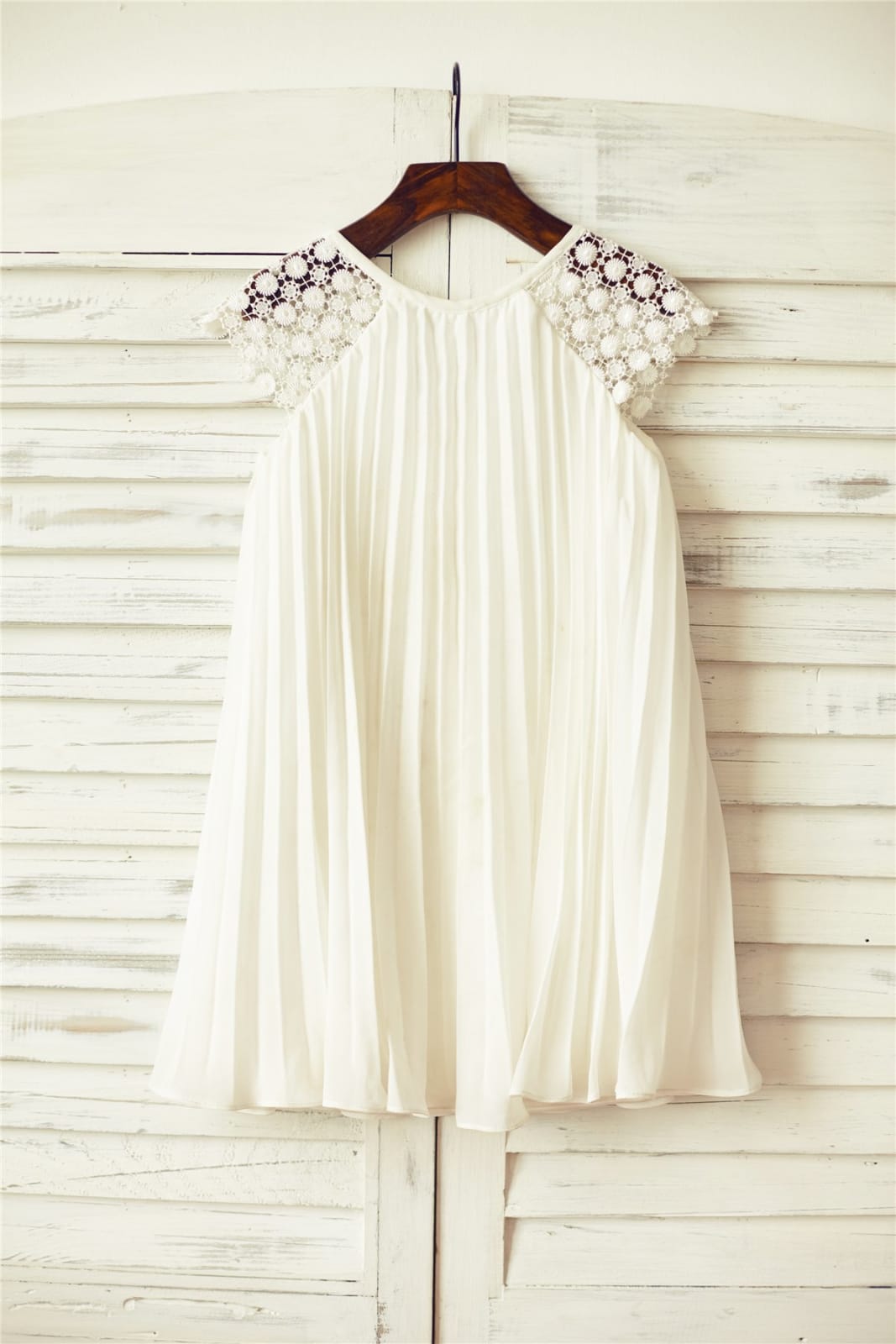 sachin and babi light blue dress Ruffle Sleeves V-neck Asymmetrical Tea Length Chiffon Bridesmaid Dress main image 1