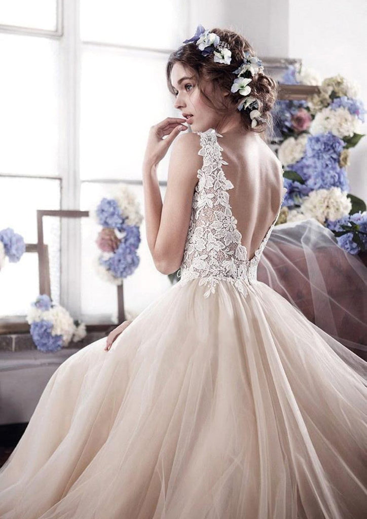 Armelloses Hochzeitskleid in A Linie mit V Rucken Champagner Spitze u Princessly