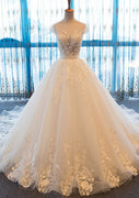 A-Line/Princess Bateau Cap Sleeve Chapel Wedding Dress, Lace