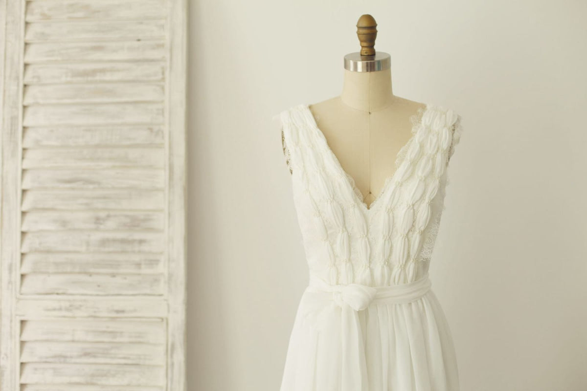 V-neck Chiffon Dresses with Lace Strap Ivory Plus Size