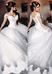 Off Shoulder Ball Gown Floor Length Lace Tulle Wedding Dress