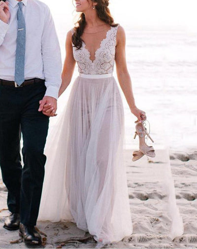 A linha Illusion Scoop Andar de comprimento mangas Marfim Lace Tulle vestido de casamento
