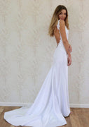Атласное свадебное платье без рукавов с v-образным вырезом-футляр/колонна