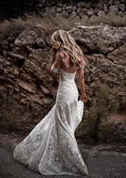 Sheath/Column Off Shoulder Sweep Train Lace Wedding Dress - 