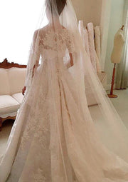 Scoop Neck Sleeveless Court Princess Lace Wedding Dress - 