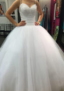 Shiny Beaded Sweetheart Tulle Sleeveless Ball Gown Bridal Wedding Dress