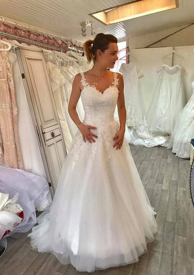 Sweetheart Strap A-line Tulle Floor Length Wedding Dress 