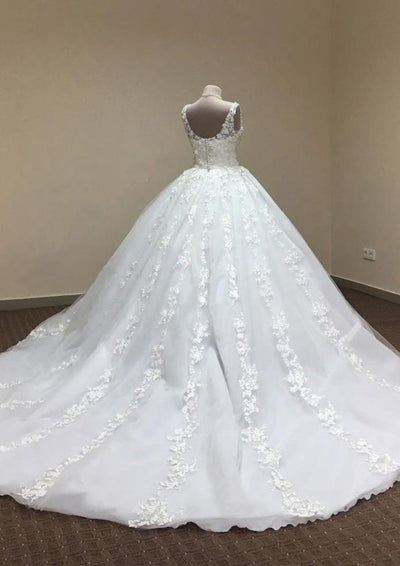 Tulle Wedding Dress Ball Gown Scoop Neck Chapel Train 