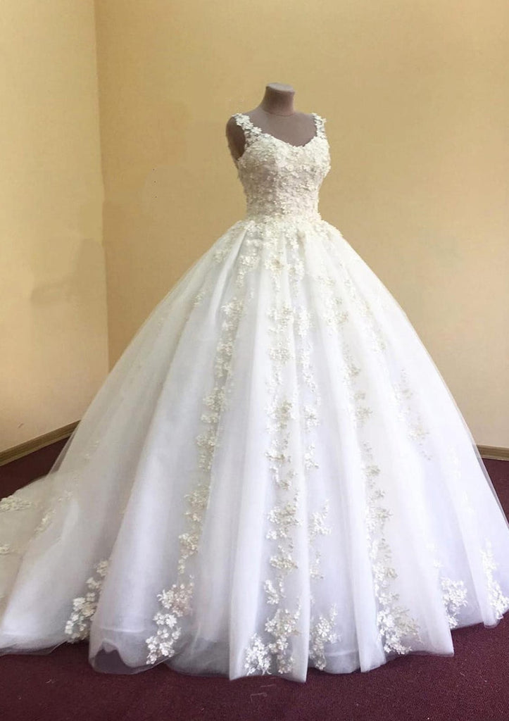 Tulle Wedding Dress Ball Gown Scoop Neck Chapel Train 